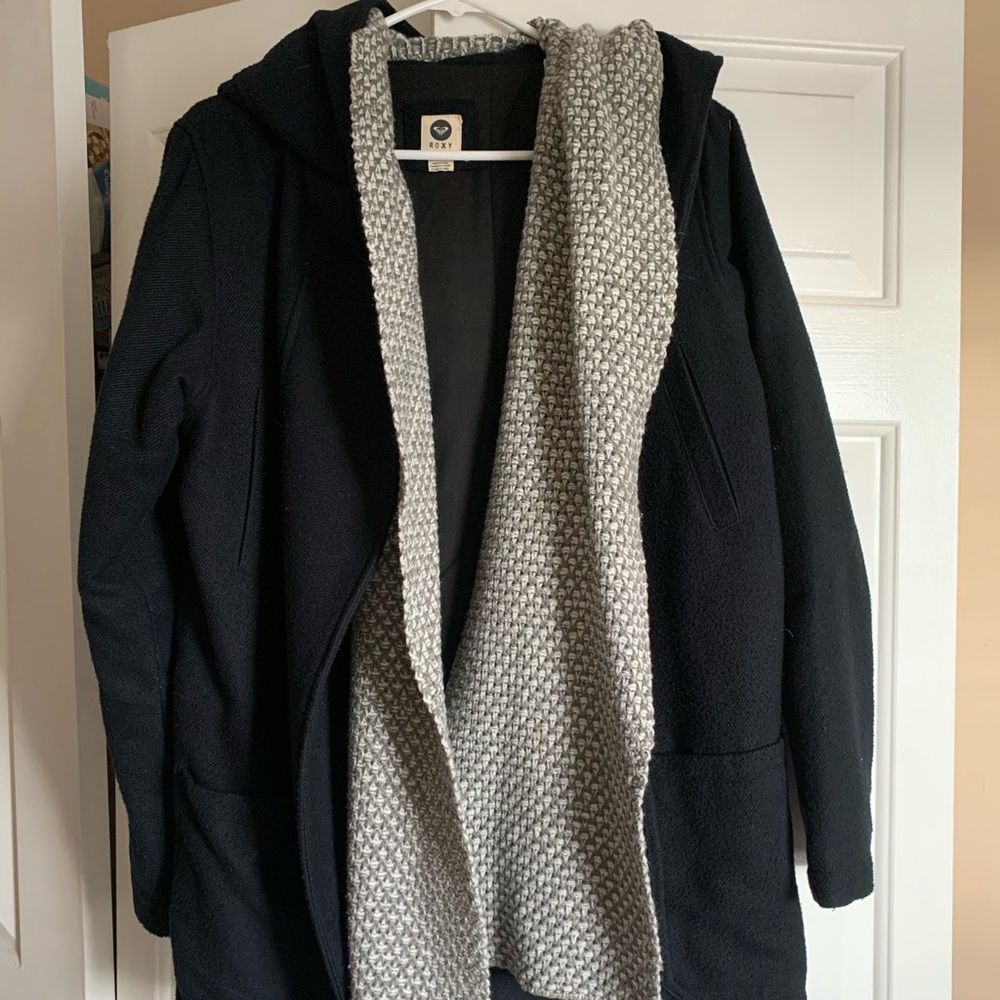 Roxy black coat with scarf